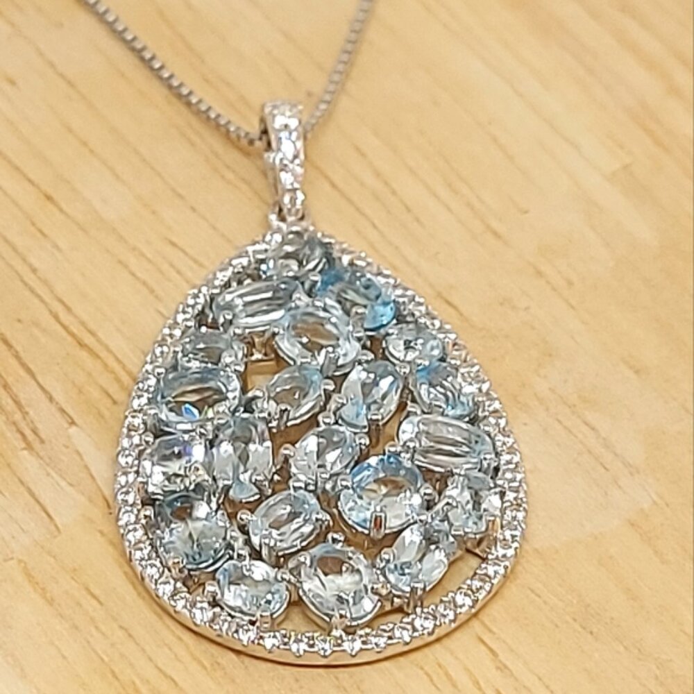 Natural Sky Blue Topaz Gemstone 925 Sterling Silver Necklace - Picture 5 of 8